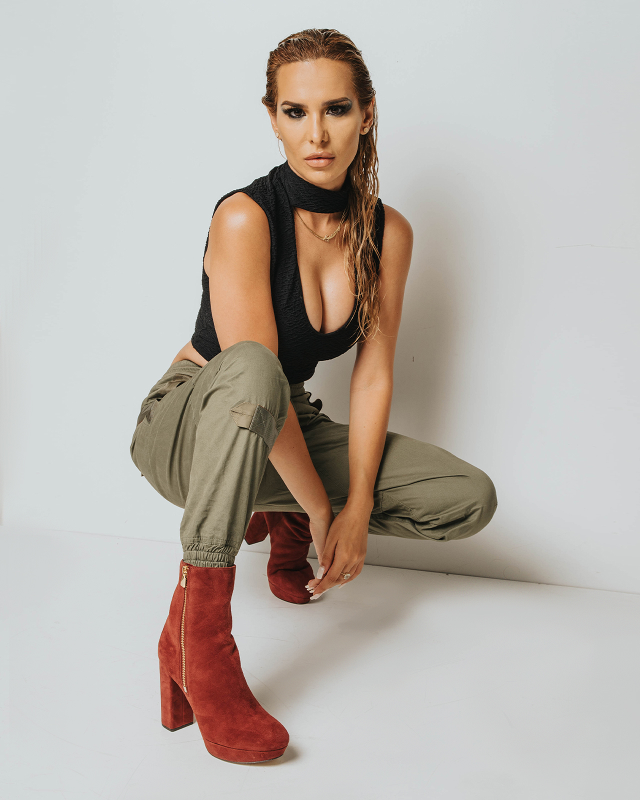 Genoveva Hristova, Maharishi & Twentytees by Luis Contreras