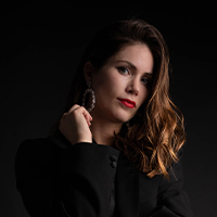 Amy Anderson by Luis Contreras